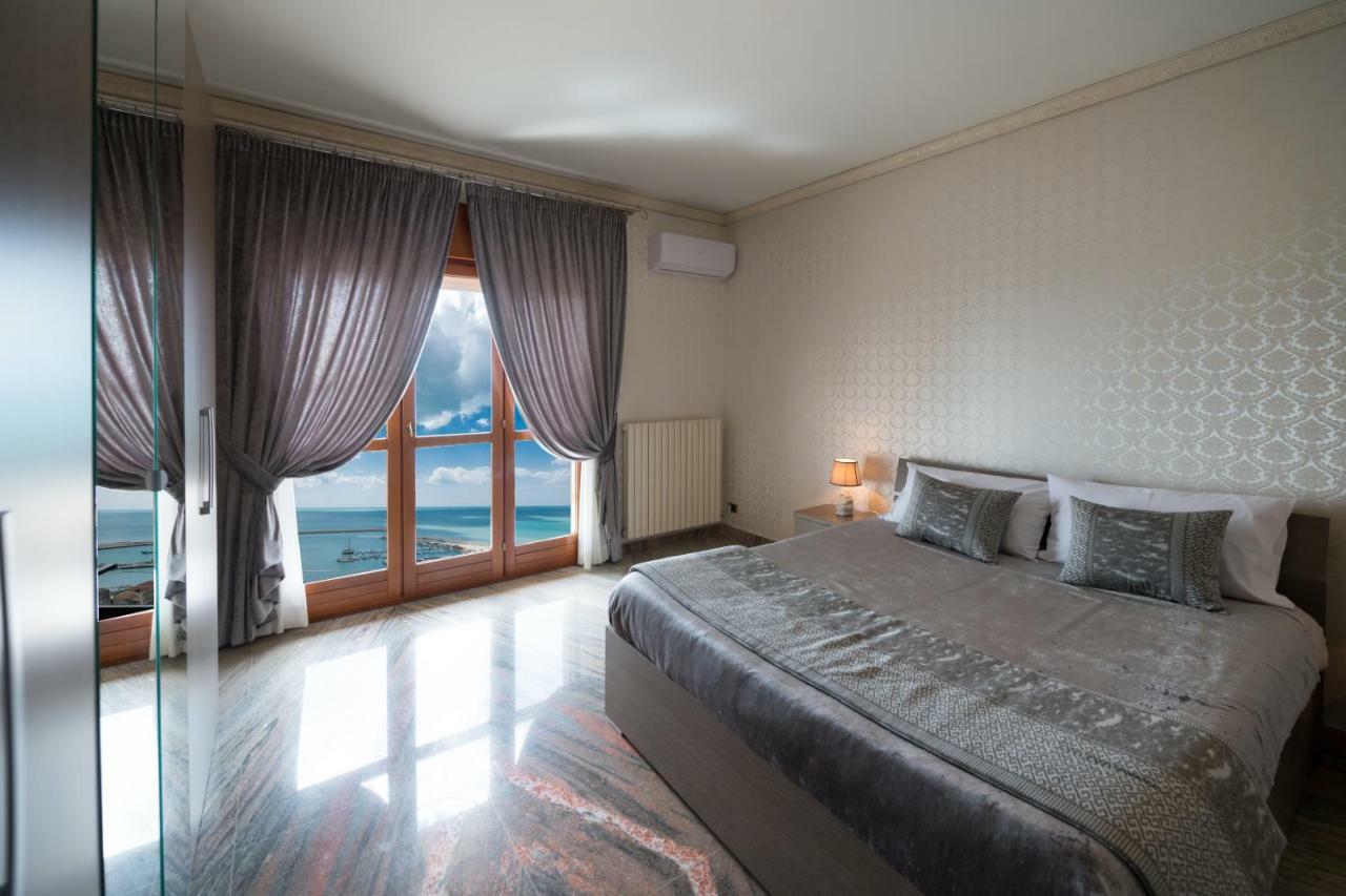 Bed and Breakfast Domus Aurea Шакка Экстерьер фото